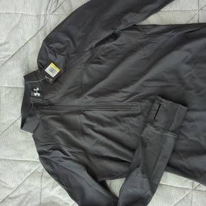 NWT women's Under Armour Run jacket